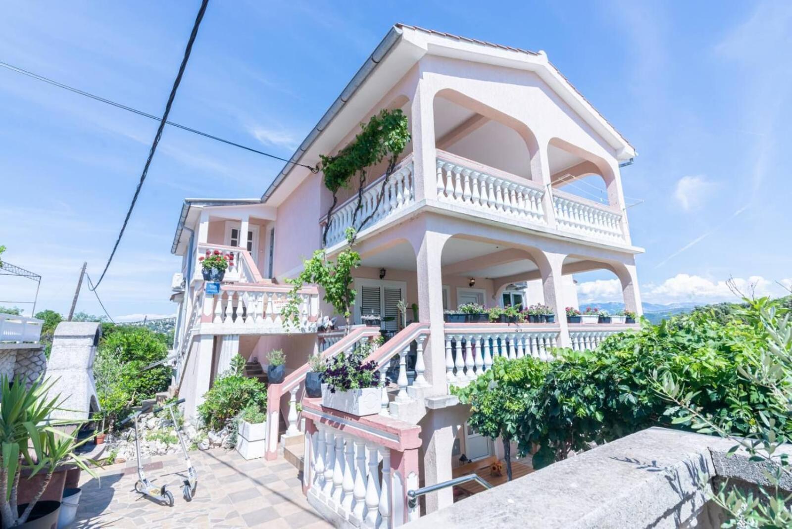 Apartments Barbara Супетарска-Драга Экстерьер фото